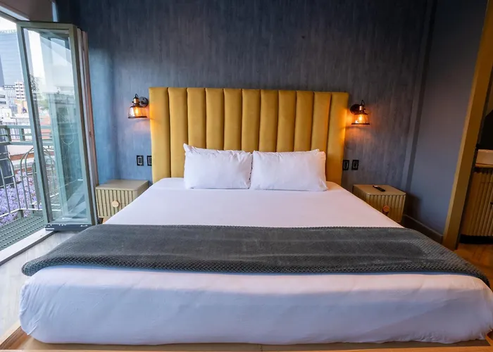 Pandora House Apartahotel